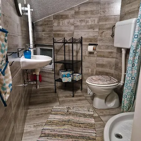 Sweet With A Terrace Apartment Roc